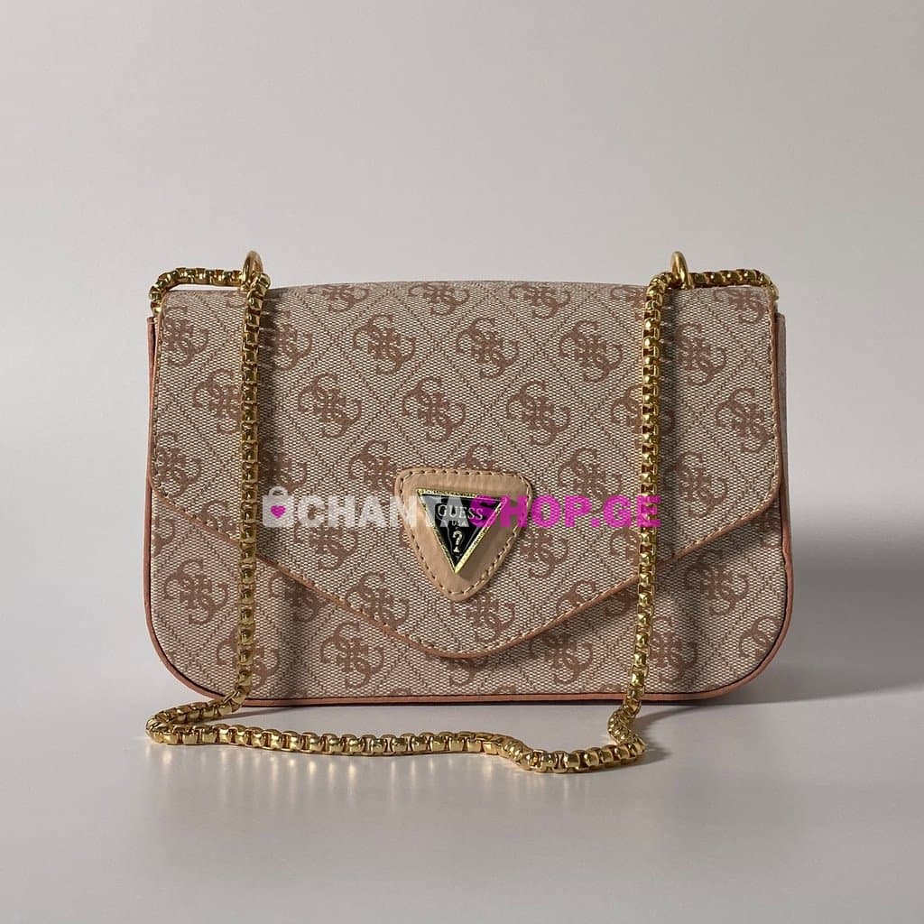 ქალის ჩანთა (გესის სტილი)