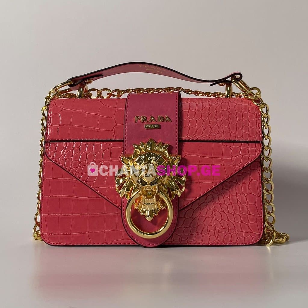 ქალის ჩანთა (პრადას სტილი)