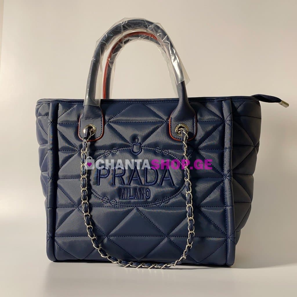 ქალის ჩანთა (პრადას სტილი)